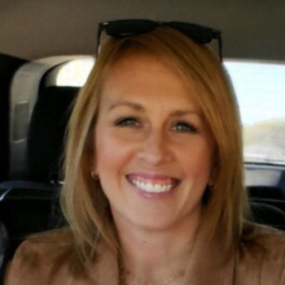 Meet your Posher, Kimberlee - Picture 2 of 2